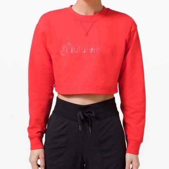 lululemon athletica Tops - Lululemon *LUNAR NEW YEAR Love Red All Yours Cropped Crew Gold Logo! Sz 8, RARE